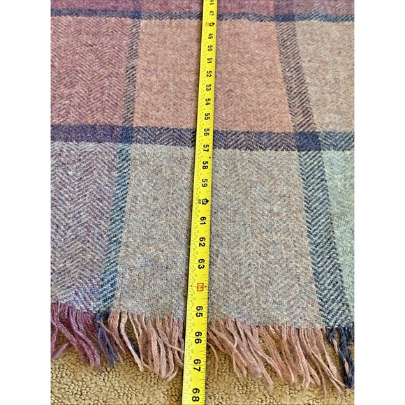 Vtg Avoca Handweavers Pink Purple Blue Plaid Irish Wool Blanket 67x50 Cottage - Picture 3 of 5